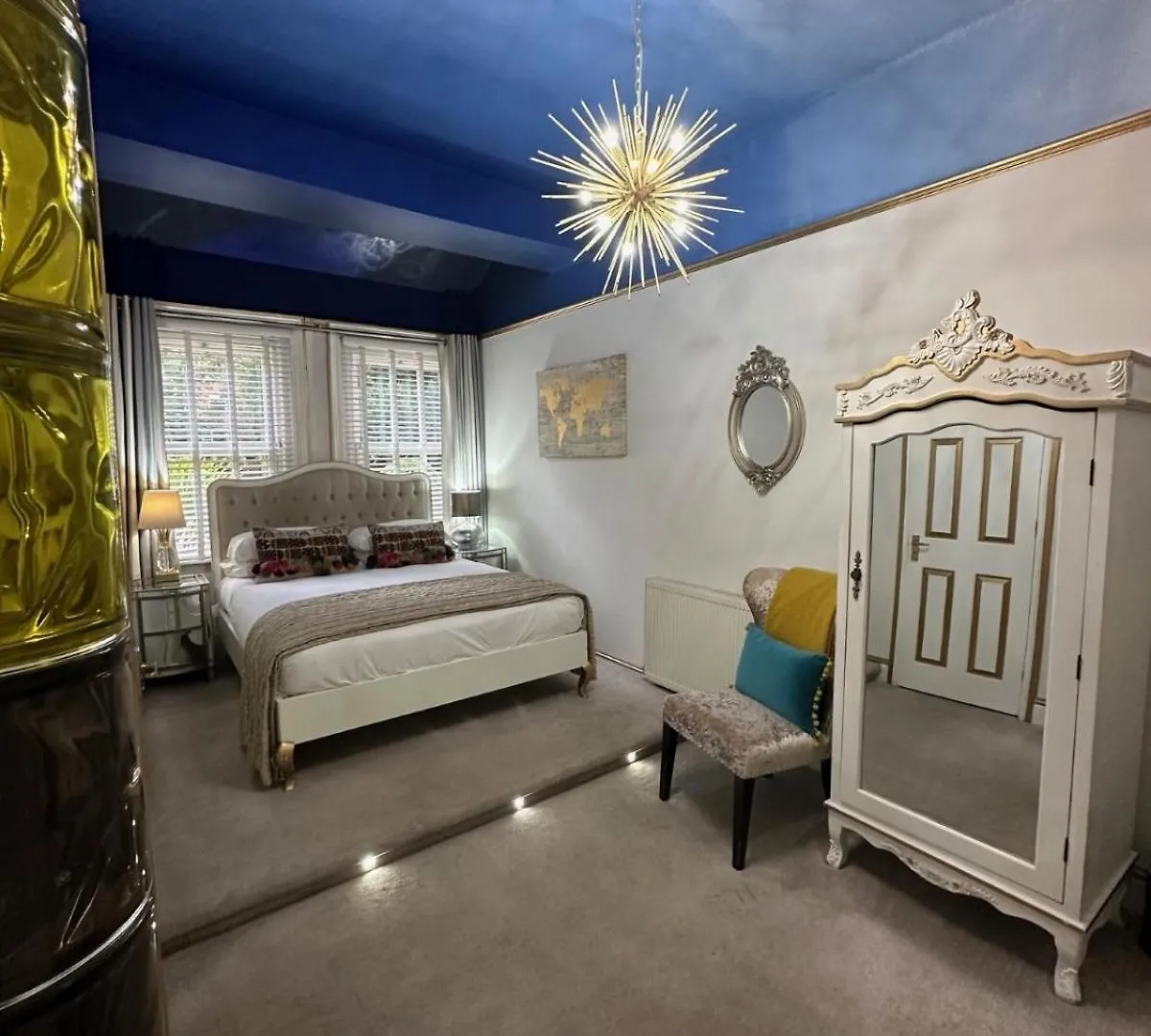 Derby Manor Bed & Breakfast Bournemouth 4*,