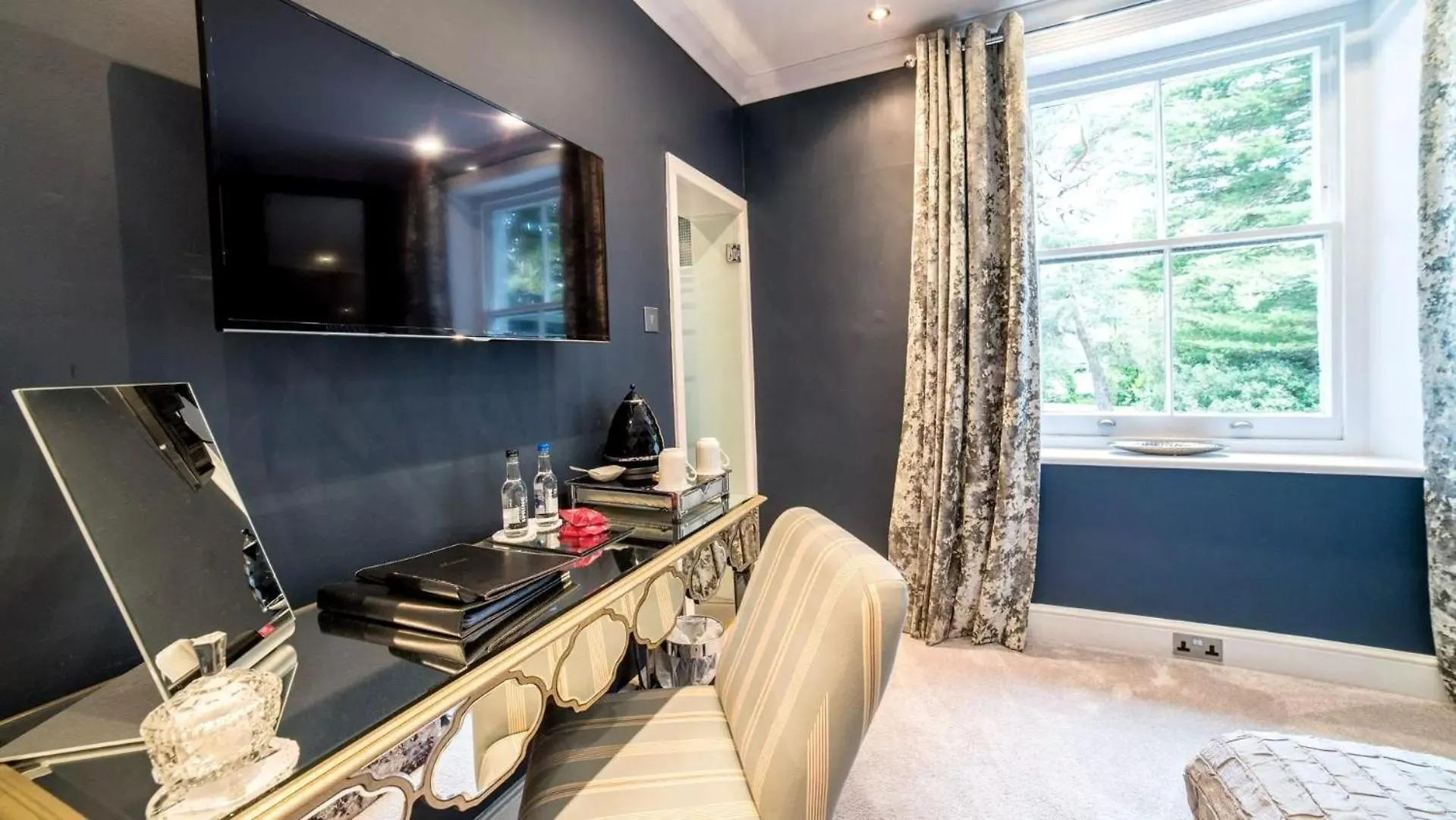 Derby Manor Bed & Breakfast Bournemouth